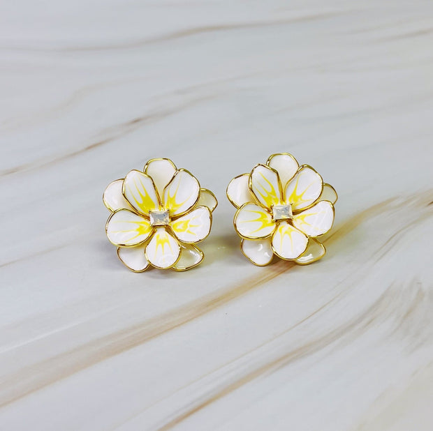 Scarlett Art of Flower Earrings
