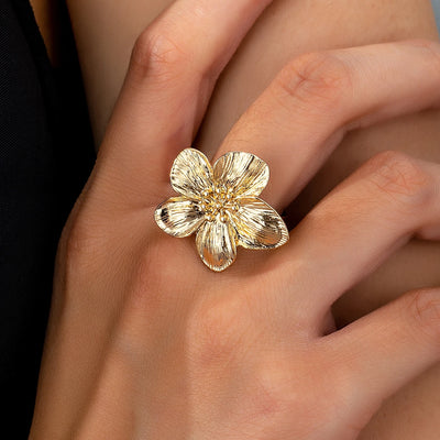 Women’s Adjustable Flower Ring – Elegant & Versatile