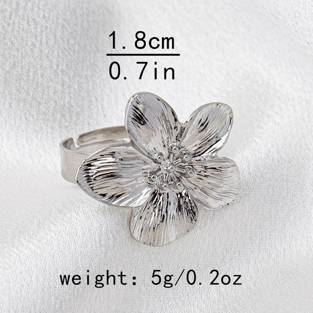 Women’s Adjustable Flower Ring – Elegant & Versatile