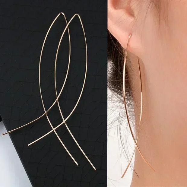 French Vintage Faux Pearl C-Design Earrings | Luxurious Drop Earrings for Women