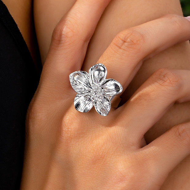 Women’s Adjustable Flower Ring – Elegant & Versatile