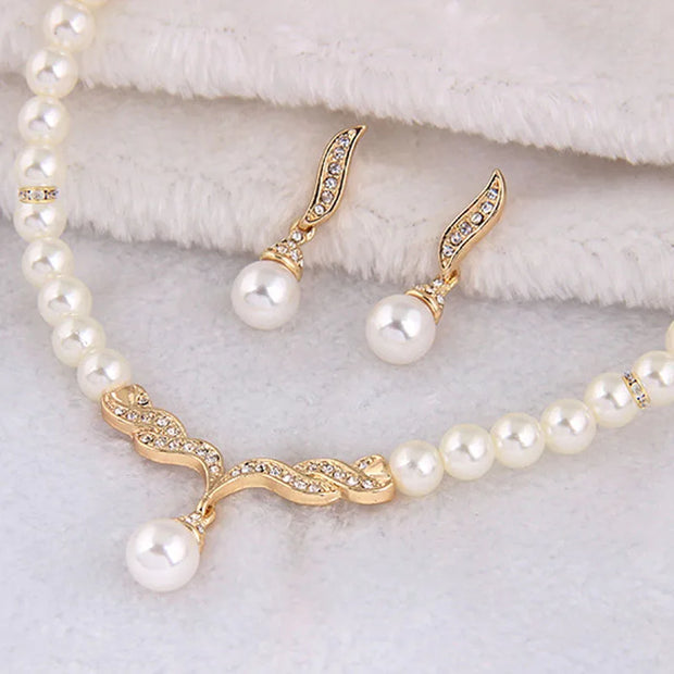 Elegant 2-Piece Bridal Jewelry Set – Necklace & Earrings