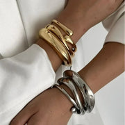 Smooth Water Drop Hug Bangle