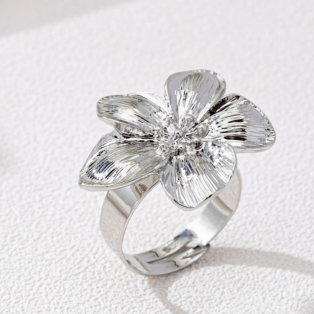 Women’s Adjustable Flower Ring – Elegant & Versatile