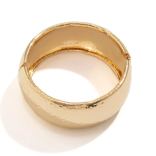 Smooth Water Drop Hug Bangle