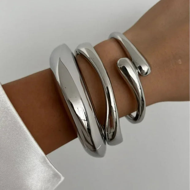 Smooth Water Drop Hug Bangle