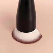 Foundation & Concealer Brush – Angled Makeup Brush for Liquid, Cream & Contour | Seamless Coverage