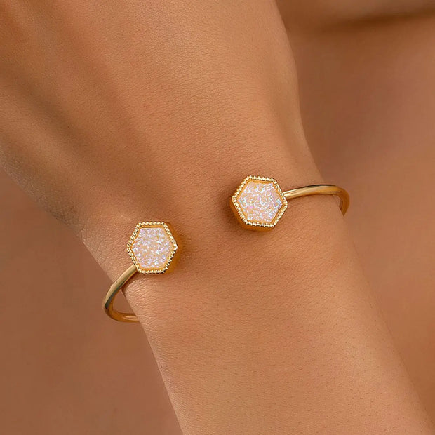 Women's Fashionable Open Bracelet, Simple and Elegant