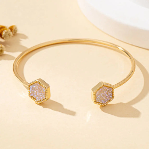 Women's Fashionable Open Bracelet, Simple and Elegant