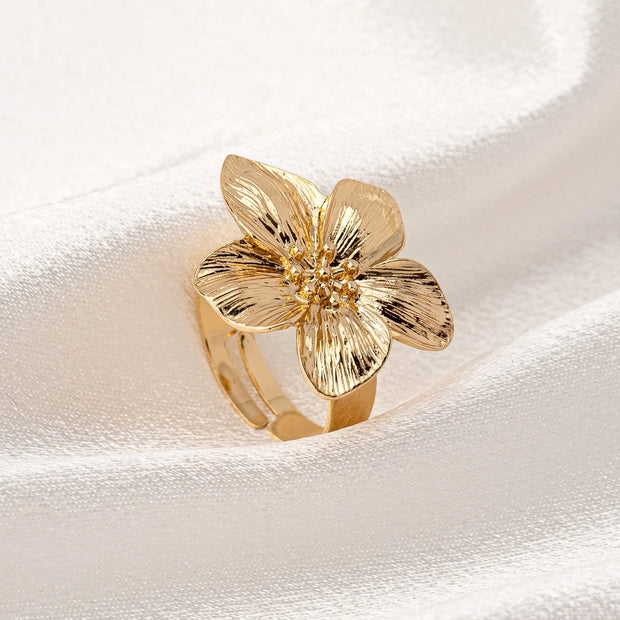 Women’s Adjustable Flower Ring – Elegant & Versatile